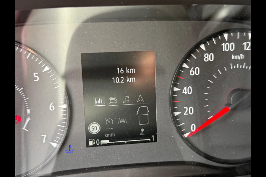 Renault Master Master L3H2 RED LIMITED / CAMERA / VOORRUITVERWARMING / BPM VRIJ