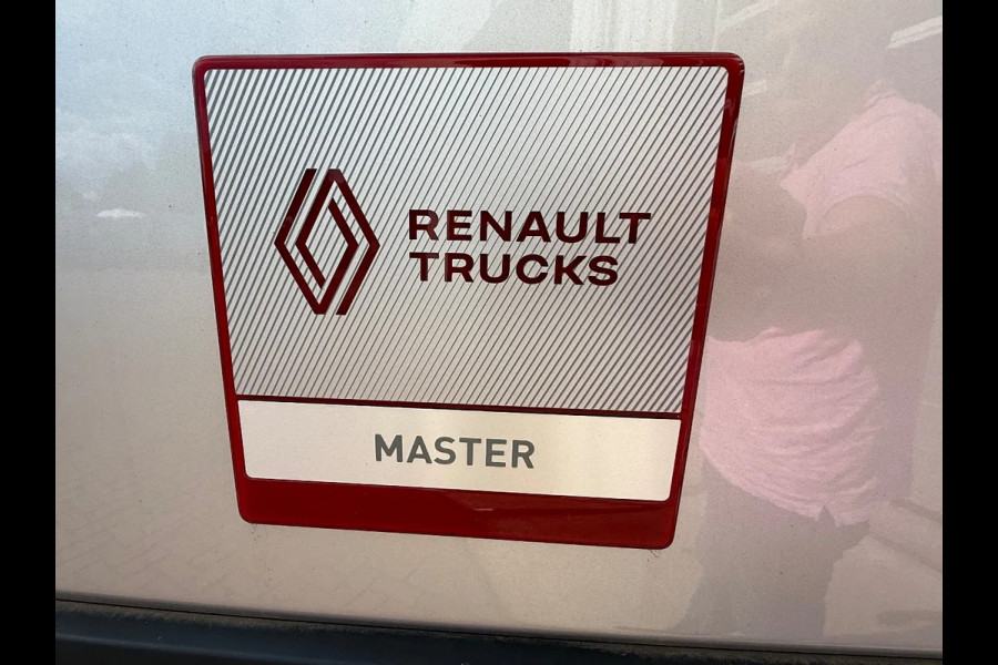 Renault Master Master L3H2 RED LIMITED / CAMERA / VOORRUITVERWARMING / BPM VRIJ