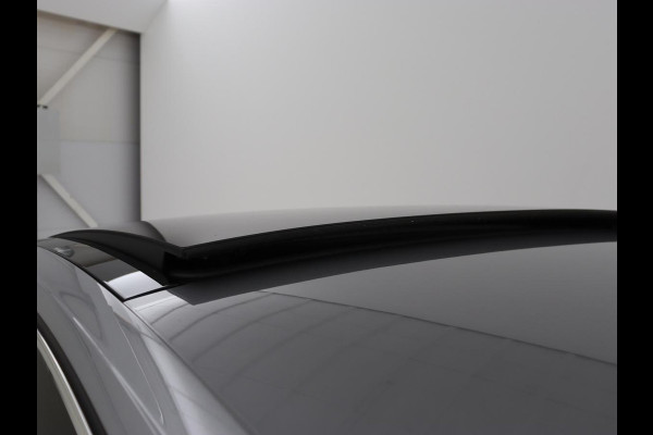 Volkswagen Arteon 2.0 TDI Elegance | Panoramadak | Stoelverwarming | Camera | Leder/Alcantara | Virtual Cockpit | Adaptive cruise | Keyless | LED Plus | Carplay | Navigatie