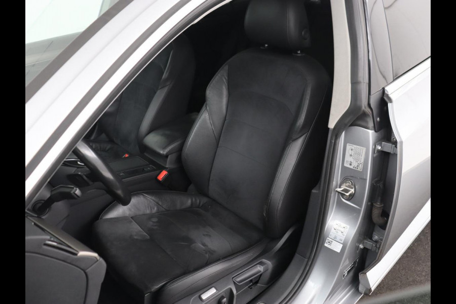 Volkswagen Arteon 2.0 TDI Elegance | Panoramadak | Stoelverwarming | Camera | Leder/Alcantara | Virtual Cockpit | Adaptive cruise | Keyless | LED Plus | Carplay | Navigatie