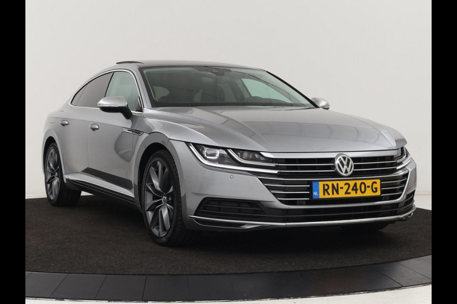 Volkswagen Arteon 2.0 TDI Elegance | Panoramadak | Stoelverwarming | Camera | Leder/Alcantara | Virtual Cockpit | Adaptive cruise | Keyless | LED Plus | Carplay | Navigatie
