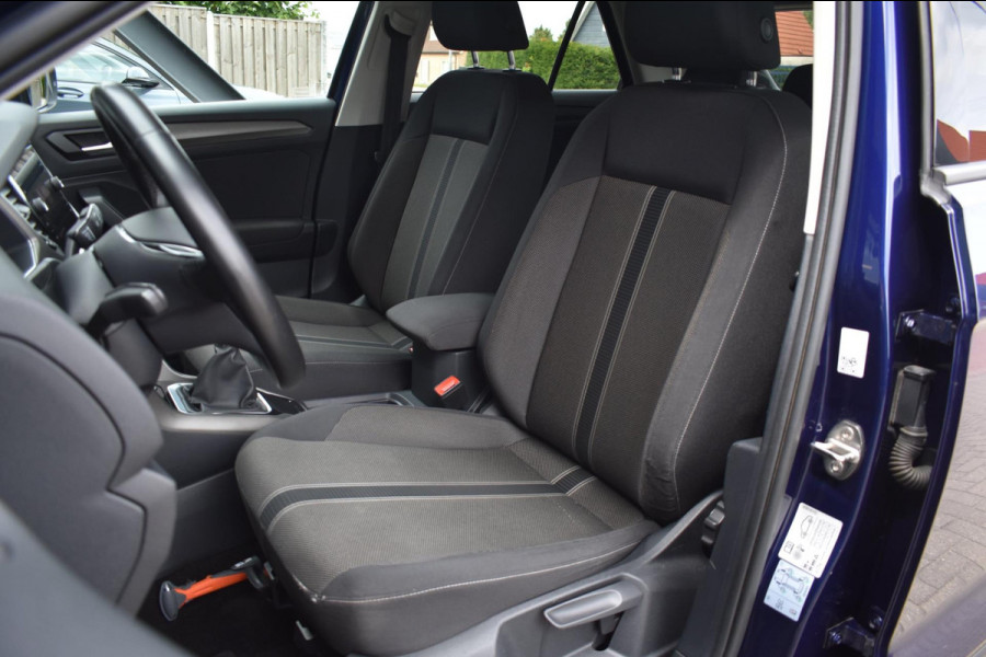Volkswagen T-Roc 1.0 TSI | VIRTUAL COCKPIT | TREKHAAK | APPLE CARPLAY | ANDROID AUTO | ADAPTIEVE CRUISE CONTROLE | NAP