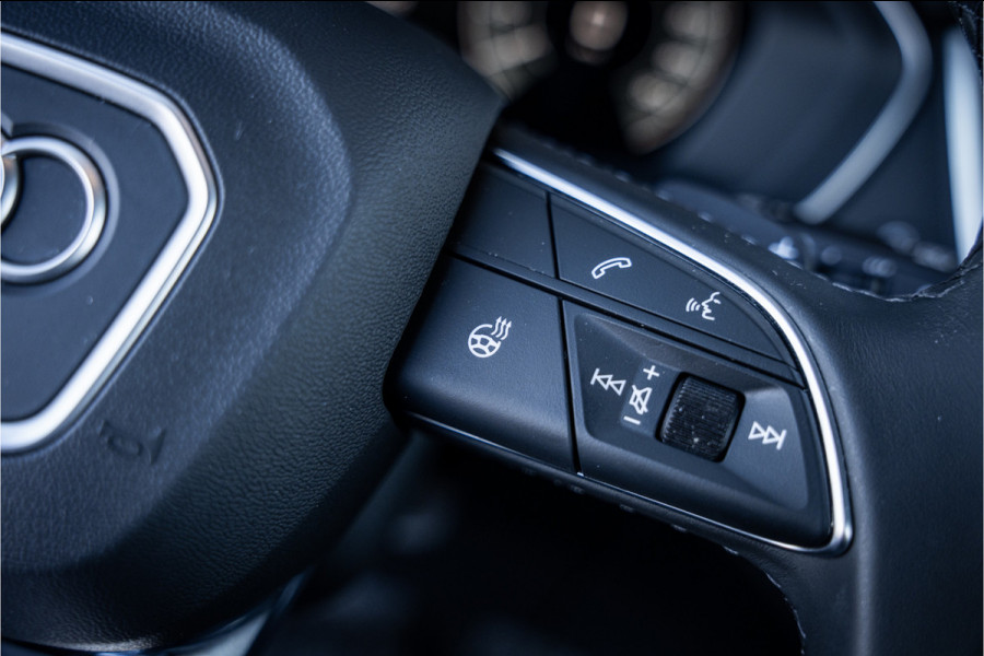 Audi Q5 Sportback 50 TFSI e S edition - S-Line l Luchtvering l Trekhaak l Memory l Stoelkoelig
