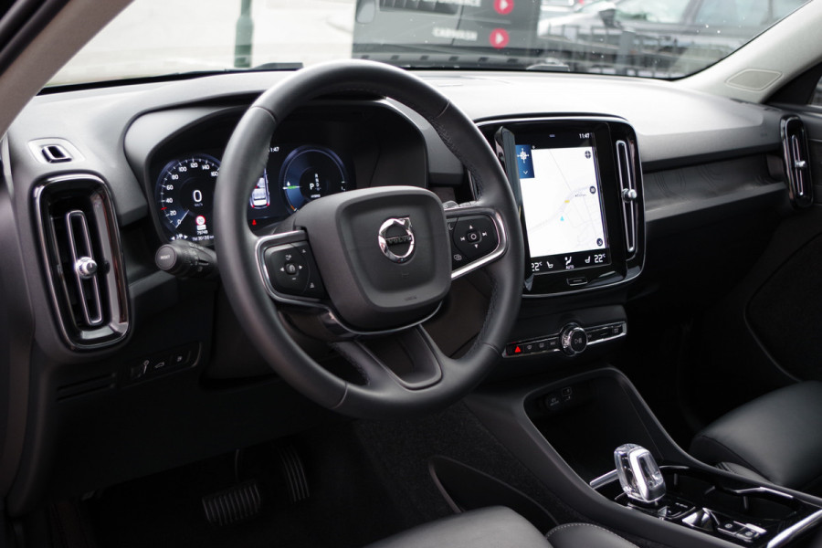 Volvo XC40 1.5 T5 Plug-in Hybrid 262 PK Ultimate Dark, Panoramadak, 360 Camera, Leder, Harman/Kardon,