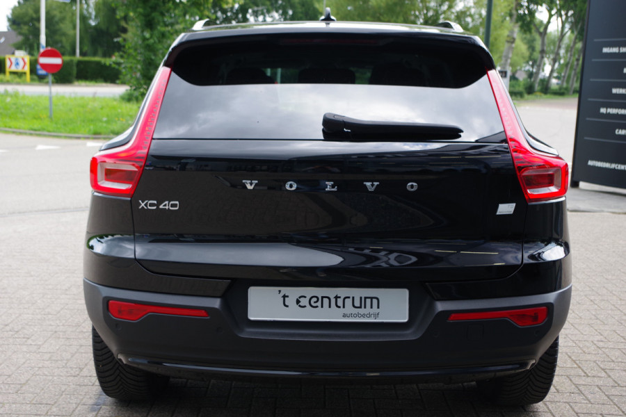 Volvo XC40 1.5 T5 Plug-in Hybrid 262 PK Ultimate Dark, Panoramadak, 360 Camera, Leder, Harman/Kardon,