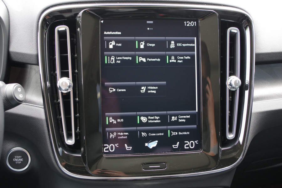 Volvo XC40 1.5 T5 Plug-in Hybrid 262 PK Ultimate Dark, Panoramadak, 360 Camera, Leder, Harman/Kardon,