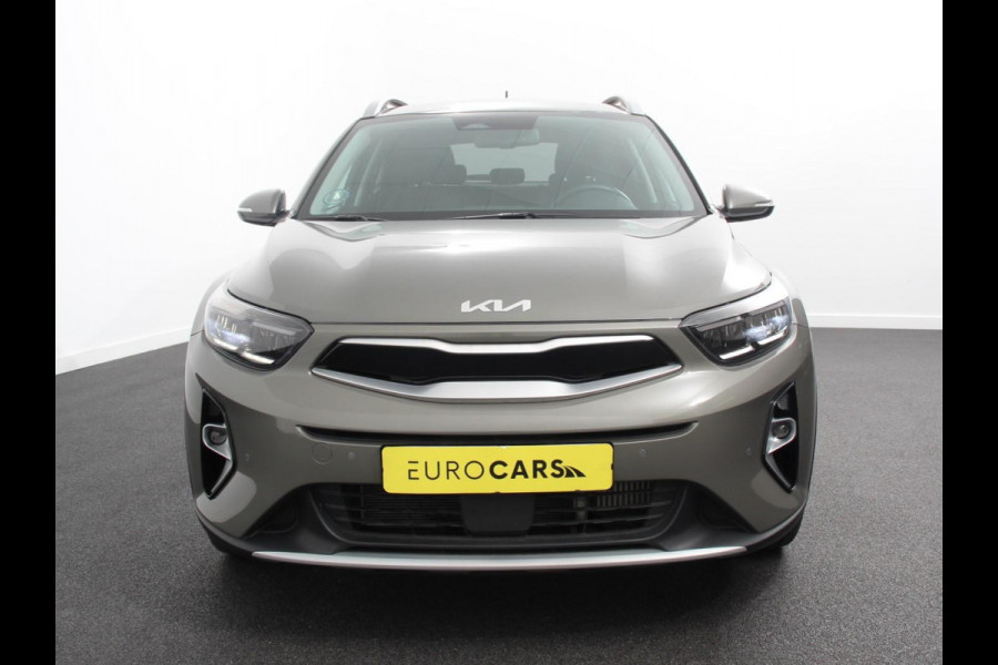 Kia Stonic 1.0 T-GDi MHEV DynamicPlusLine Climate control Adaptieve cruise control Achteruitrijcamera LED Verwarmde voorstoelen Verwarmde stuurwiel Parkeersensoren Apple Carplay/ Android Auto