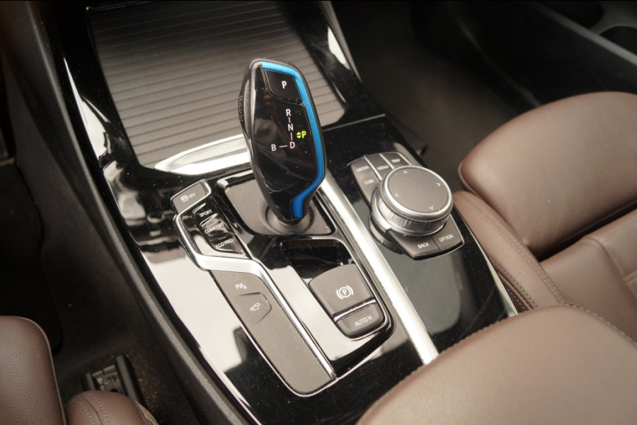 BMW iX3 80kWh High Executive -PANO-LEER-ECC-