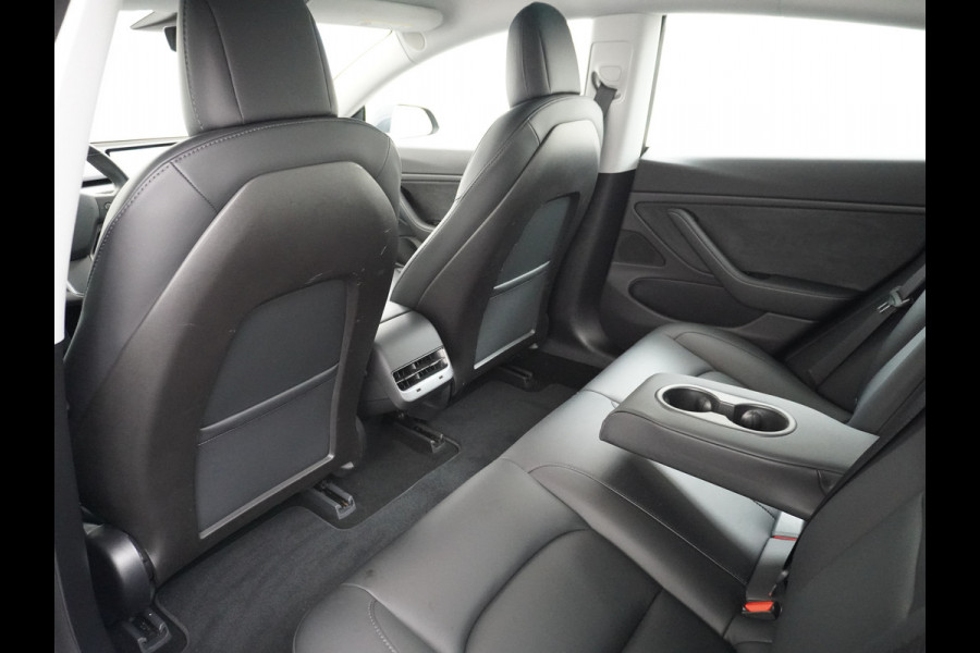 Tesla Model 3 Long Range AWD 75kWh 463PK Lmv FSD-3 Computer Premium Audio AutoPilot Panoramadak Camera's Leer Adaptive-Cruise-Control+Stop&Go  4WD Stoel en achterbank verwarming Elektr.Stoelen+Memory+Easy-Entry WiFi 1e Eigenaar Origineel Nederlandse Auto Garantie op Accu/Motor tot 25-06-2028/192.000km