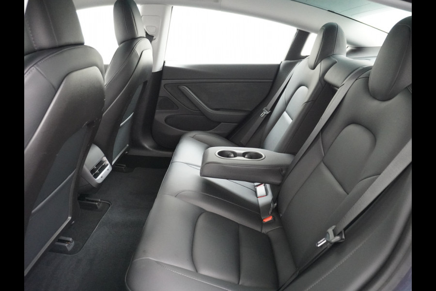 Tesla Model 3 Long Range AWD 75kWh 463PK Lmv FSD-3 Computer Premium Audio AutoPilot Panoramadak Camera's Leer Adaptive-Cruise-Control+Stop&Go  4WD Stoel en achterbank verwarming Elektr.Stoelen+Memory+Easy-Entry WiFi 1e Eigenaar Origineel Nederlandse Auto Garantie op Accu/Motor tot 25-06-2028/192.000km