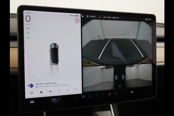 Tesla Model 3 Long Range AWD 75kWh 463PK Lmv FSD-3 Computer Premium Audio AutoPilot Panoramadak Camera's Leer Adaptive-Cruise-Control+Stop&Go  4WD Stoel en achterbank verwarming Elektr.Stoelen+Memory+Easy-Entry WiFi 1e Eigenaar Origineel Nederlandse Auto Garantie op Accu/Motor tot 25-06-2028/192.000km
