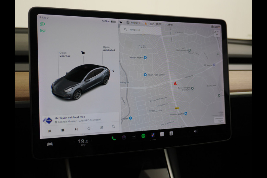 Tesla Model 3 Long Range AWD 75kWh 463PK Lmv FSD-3 Computer Premium Audio AutoPilot Panoramadak Camera's Leer Adaptive-Cruise-Control+Stop&Go  4WD Stoel en achterbank verwarming Elektr.Stoelen+Memory+Easy-Entry WiFi 1e Eigenaar Origineel Nederlandse Auto Garantie op Accu/Motor tot 25-06-2028/192.000km