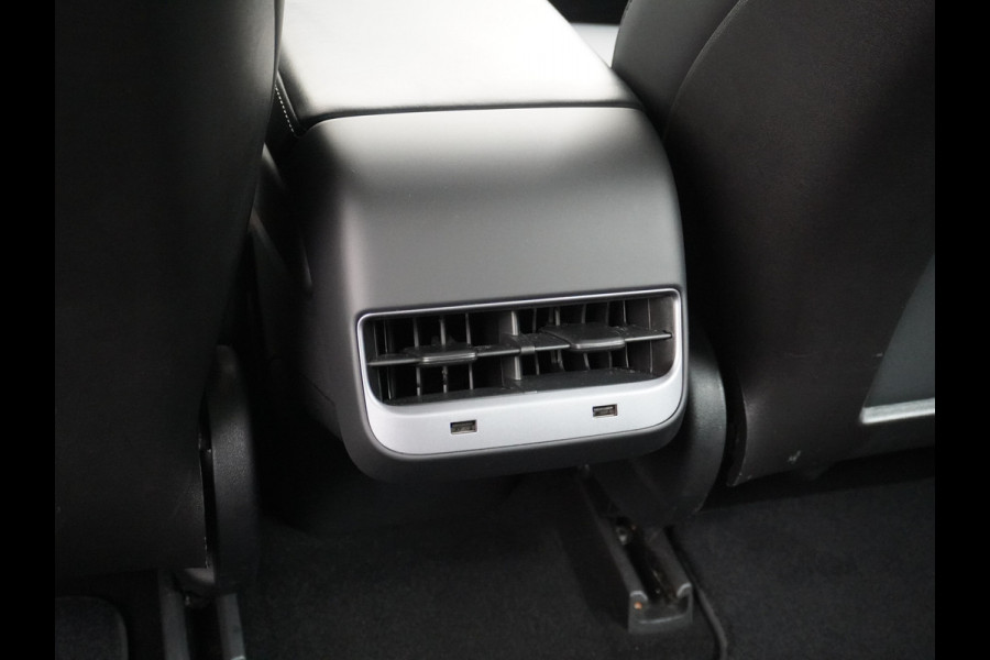 Tesla Model 3 Long Range AWD 75kWh 463PK Lmv FSD-3 Computer Premium Audio AutoPilot Panoramadak Camera's Leer Adaptive-Cruise-Control+Stop&Go  4WD Stoel en achterbank verwarming Elektr.Stoelen+Memory+Easy-Entry WiFi 1e Eigenaar Origineel Nederlandse Auto Garantie op Accu/Motor tot 25-06-2028/192.000km