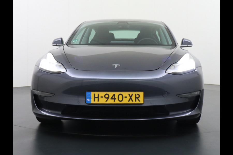 Tesla Model 3 Long Range AWD 75kWh 463PK Lmv FSD-3 Computer Premium Audio AutoPilot Panoramadak Camera's Leer Adaptive-Cruise-Control+Stop&Go  4WD Stoel en achterbank verwarming Elektr.Stoelen+Memory+Easy-Entry WiFi 1e Eigenaar Origineel Nederlandse Auto Garantie op Accu/Motor tot 25-06-2028/192.000km