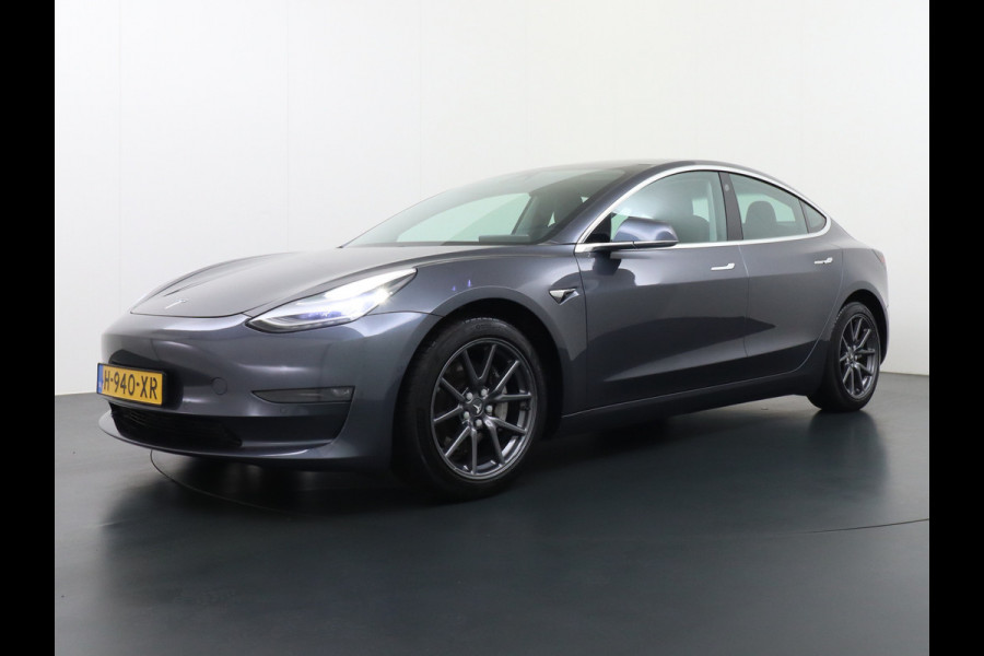 Tesla Model 3 Long Range AWD 75kWh 463PK Lmv FSD-3 Computer Premium Audio AutoPilot Panoramadak Camera's Leer Adaptive-Cruise-Control+Stop&Go  4WD Stoel en achterbank verwarming Elektr.Stoelen+Memory+Easy-Entry WiFi 1e Eigenaar Origineel Nederlandse Auto Garantie op Accu/Motor tot 25-06-2028/192.000km