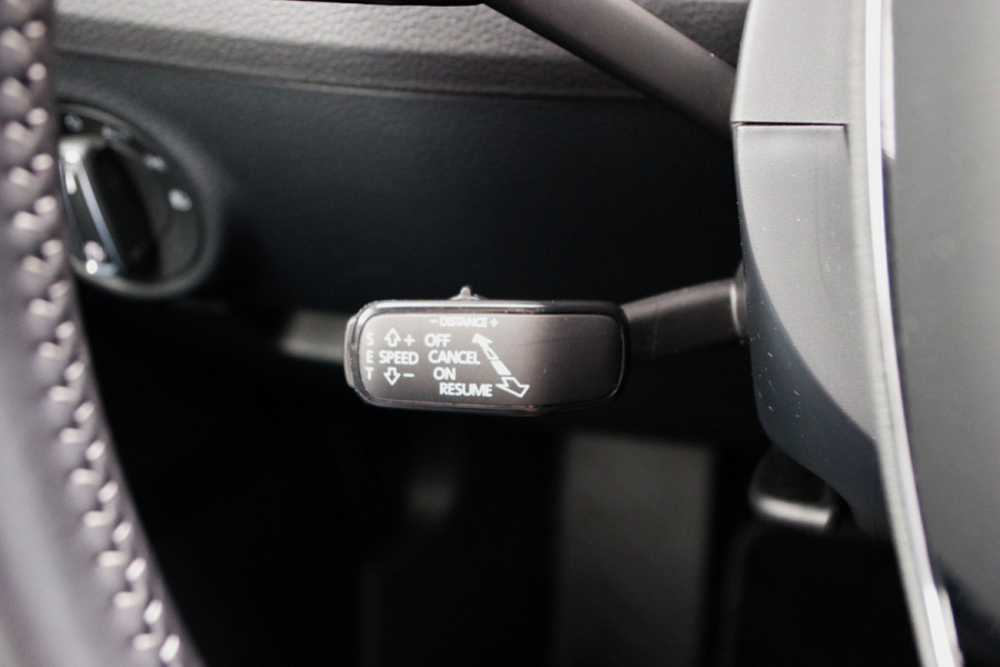 Škoda Superb Combi 1.4 TSI iV Sportline 218 PK BNS PHEV, Trekhaak, Memory, Canton Sound, Carplay, Camera