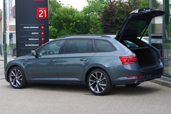 Škoda Superb Combi 1.4 TSI iV Sportline 218 PK BNS PHEV, Trekhaak, Memory, Canton Sound, Carplay, Camera