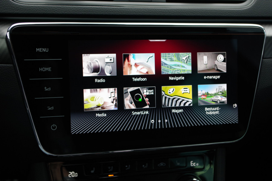 Škoda Superb Combi 1.4 TSI iV Sportline 218 PK BNS PHEV, Trekhaak, Memory, Canton Sound, Carplay, Camera
