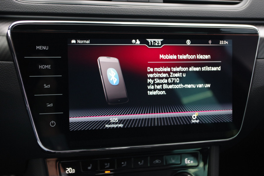 Škoda Superb Combi 1.4 TSI iV Sportline 218 PK BNS PHEV, Trekhaak, Memory, Canton Sound, Carplay, Camera