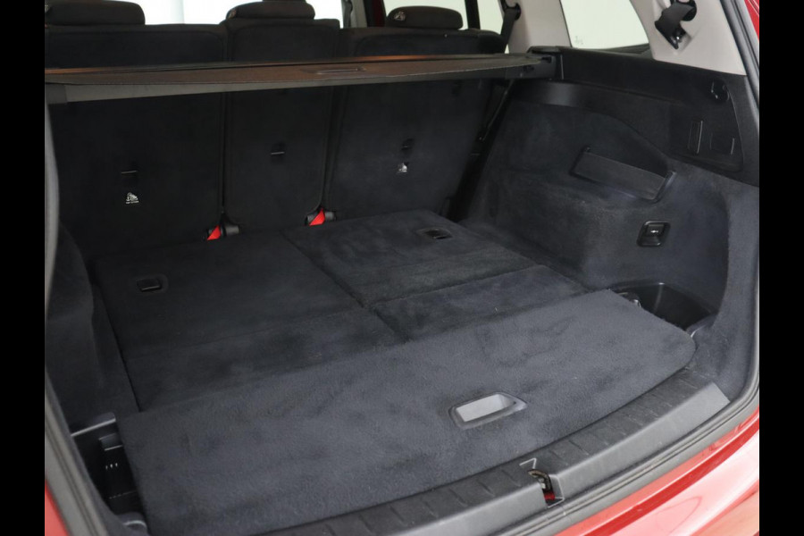 BMW 2 Serie Gran Tourer 220i 7-persoons Executive Edition | Panoramadak | Head-Up | Navigatie | Full LED | Climate control | Parkeerhulp