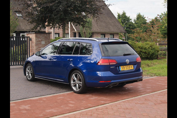 Volkswagen GOLF Variant 1.5 TSI Highline Business R | Lapiz Blue Metallic | Trekhaak | NL-Auto | Virtual Cockpit |