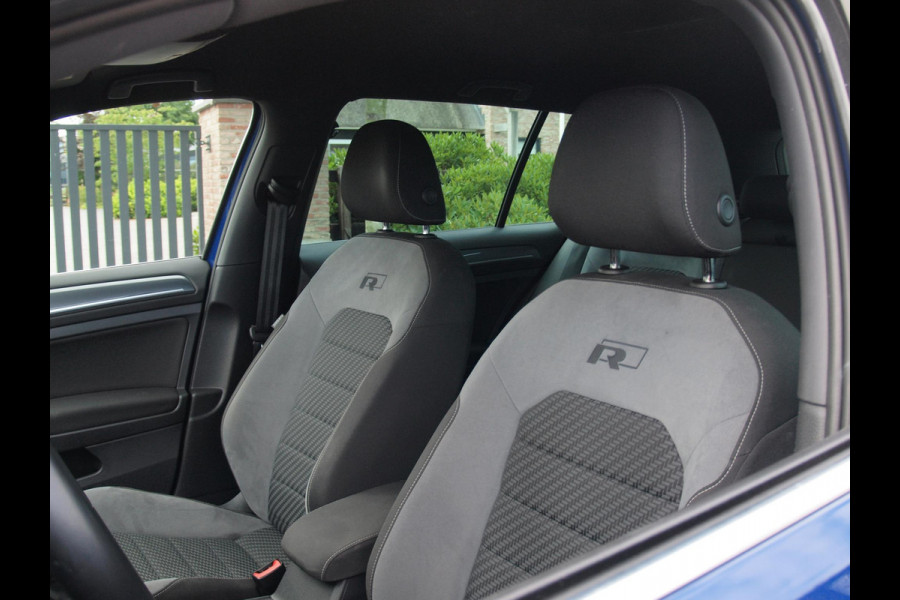Volkswagen GOLF Variant 1.5 TSI Highline Business R | Lapiz Blue Metallic | Trekhaak | NL-Auto | Virtual Cockpit |
