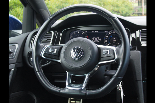 Volkswagen GOLF Variant 1.5 TSI Highline Business R | Lapiz Blue Metallic | Trekhaak | NL-Auto | Virtual Cockpit |