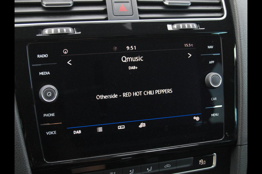 Volkswagen GOLF Variant 1.5 TSI Highline Business R | Lapiz Blue Metallic | Trekhaak | NL-Auto | Virtual Cockpit |