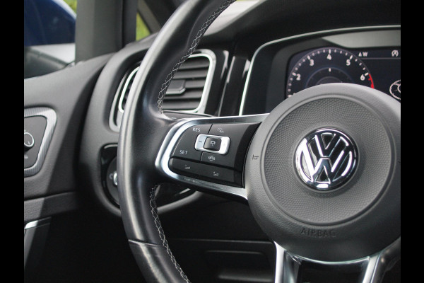 Volkswagen GOLF Variant 1.5 TSI Highline Business R | Lapiz Blue Metallic | Trekhaak | NL-Auto | Virtual Cockpit |
