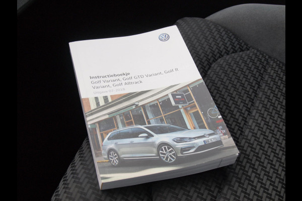Volkswagen GOLF Variant 1.5 TSI Highline Business R | Lapiz Blue Metallic | Trekhaak | NL-Auto | Virtual Cockpit |
