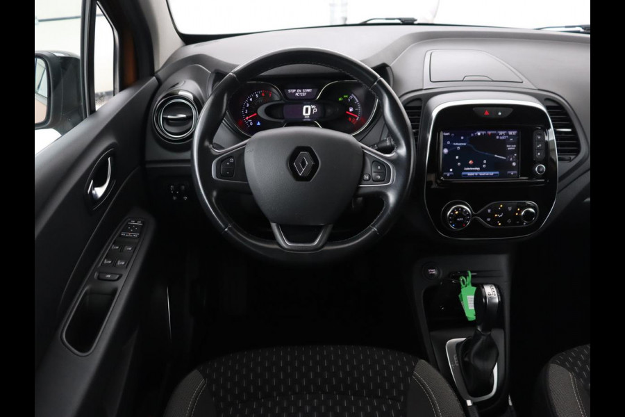Renault Captur 1.3 TCe Intens | 61.400km NAP | Automaat | Camera | Trekhaak | Carplay | Full LED | Keyless | Navigatie | Climate control