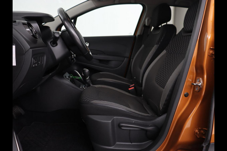Renault Captur 1.3 TCe Intens | 61.400km NAP | Automaat | Camera | Trekhaak | Carplay | Full LED | Keyless | Navigatie | Climate control
