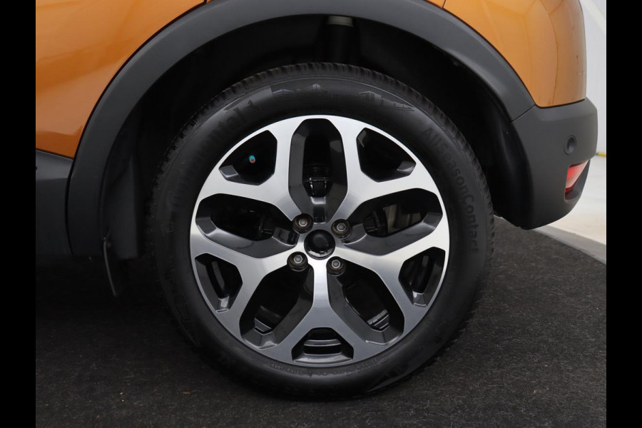 Renault Captur 1.3 TCe Intens | 61.400km NAP | Automaat | Camera | Trekhaak | Carplay | Full LED | Keyless | Navigatie | Climate control