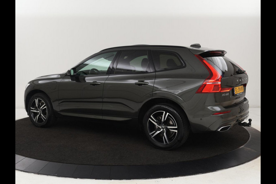Volvo XC60 2.0 Recharge T8 AWD R-Design | Panoramadak | Head-Up | Trekhaak | 360 Camera | Leder | Stoelverwarming | Harman/Kardon | Carplay | Achterbankverwarming | Digital Cockpit | Full LED