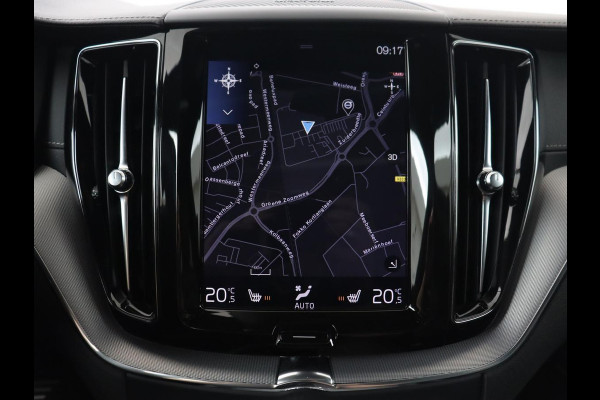 Volvo XC60 2.0 Recharge T8 AWD R-Design | Panoramadak | Head-Up | Trekhaak | 360 Camera | Leder | Stoelverwarming | Harman/Kardon | Carplay | Achterbankverwarming | Digital Cockpit | Full LED