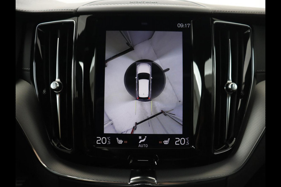 Volvo XC60 2.0 Recharge T8 AWD R-Design | Panoramadak | Head-Up | Trekhaak | 360 Camera | Leder | Stoelverwarming | Harman/Kardon | Carplay | Achterbankverwarming | Digital Cockpit | Full LED