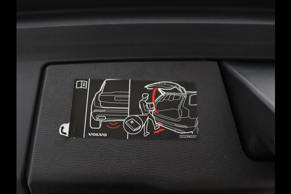 Volvo XC60 2.0 Recharge T8 AWD R-Design | Panoramadak | Head-Up | Trekhaak | 360 Camera | Leder | Stoelverwarming | Harman/Kardon | Carplay | Achterbankverwarming | Digital Cockpit | Full LED