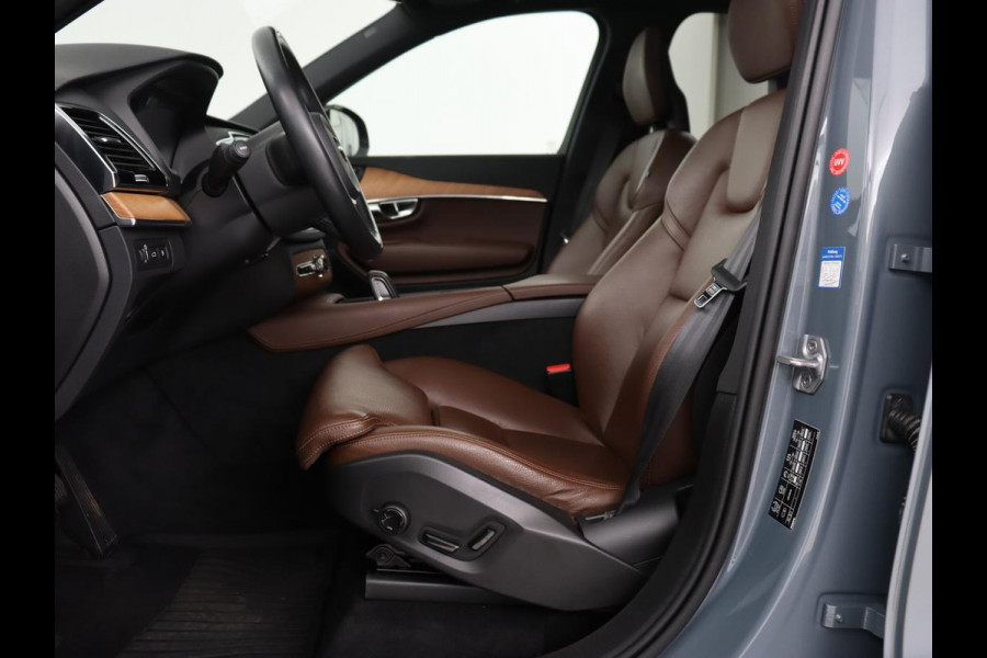 Volvo XC90 2.0 T8 Recharge AWD R-Design | Panoramadak | Head-Up | 360 Camera | Adaptive cruise | Leder | Trekhaak | Stoel & stuurverwarming | Carplay | Memory | Harman/Kardon