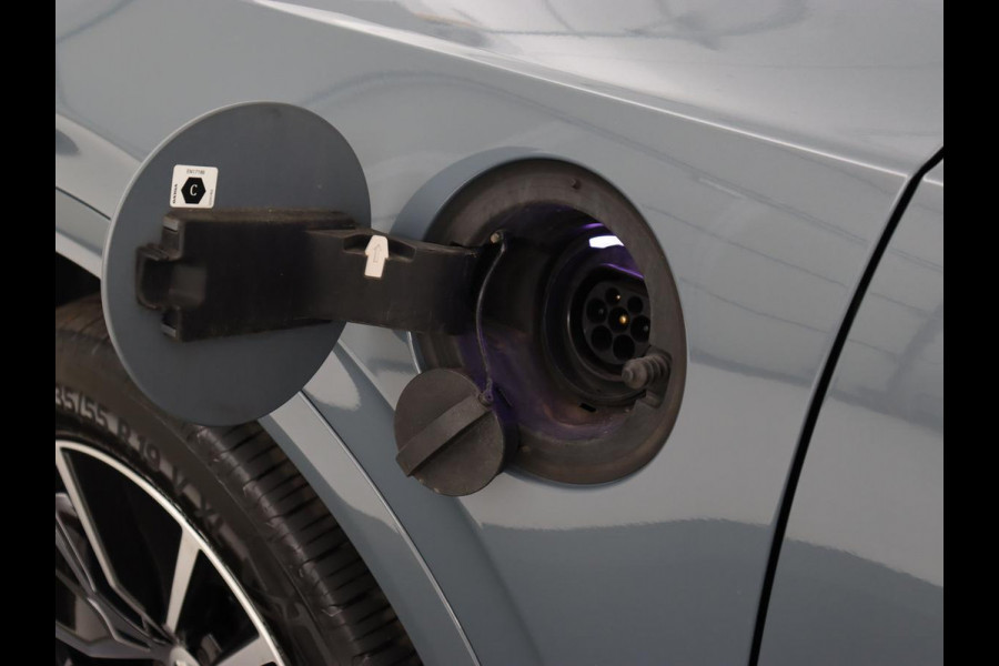 Volvo XC90 2.0 T8 Recharge AWD R-Design | Panoramadak | Head-Up | 360 Camera | Adaptive cruise | Leder | Trekhaak | Stoel & stuurverwarming | Carplay | Memory | Harman/Kardon