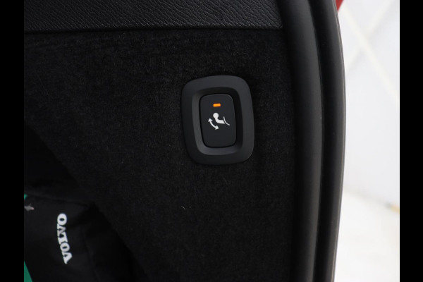 Volvo XC90 2.0 T8 Recharge AWD R-Design | Panoramadak | Head-Up | 360 Camera | Adaptive cruise | Leder | Trekhaak | Stoel & stuurverwarming | Carplay | Memory | Harman/Kardon