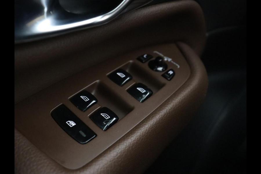Volvo XC90 2.0 T8 Recharge AWD R-Design | Panoramadak | Head-Up | 360 Camera | Adaptive cruise | Leder | Trekhaak | Stoel & stuurverwarming | Carplay | Memory | Harman/Kardon