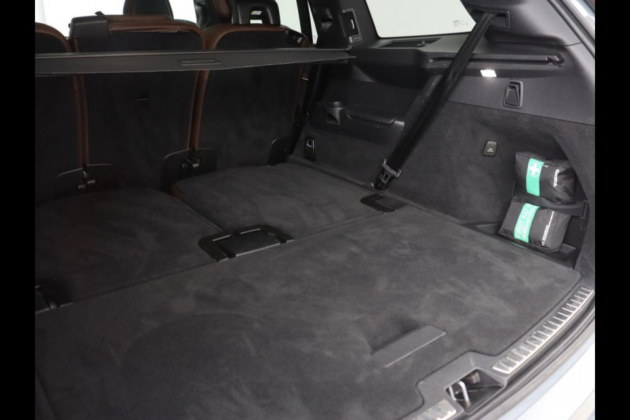Volvo XC90 2.0 T8 Recharge AWD R-Design | Panoramadak | Head-Up | 360 Camera | Adaptive cruise | Leder | Trekhaak | Stoel & stuurverwarming | Carplay | Memory | Harman/Kardon
