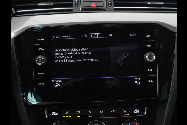 Volkswagen Passat 1.4 TSI PHEV GTE | Panoramadak | Stoelverwarming | Trekhaak | Camera | Adaptive cruise | Matrix LED | Carplay | Navigatie
