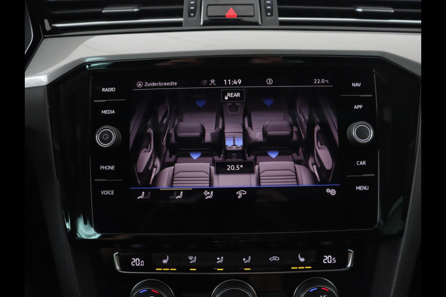 Volkswagen Passat 1.4 TSI PHEV GTE | Panoramadak | Stoelverwarming | Trekhaak | Camera | Adaptive cruise | Matrix LED | Carplay | Navigatie
