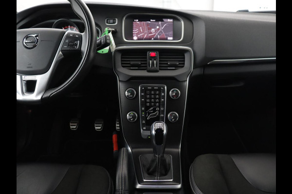 Volvo V40 2.0 T4 Business Sport | Stoelverwarming | Leder/Alcantara | Full LED | Navigatie | Climate control | Climate control | Parkeerhulp | R-Design