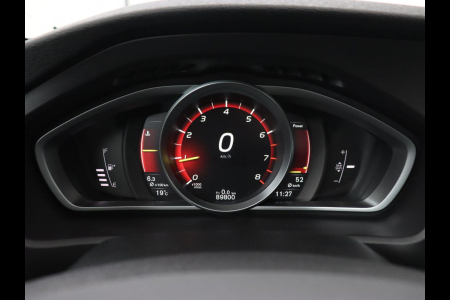 Volvo V40 2.0 T4 Business Sport | Stoelverwarming | Leder/Alcantara | Full LED | Navigatie | Climate control | Climate control | Parkeerhulp | R-Design