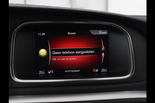 Volvo V40 2.0 T4 Business Sport | Stoelverwarming | Leder/Alcantara | Full LED | Navigatie | Climate control | Climate control | Parkeerhulp | R-Design