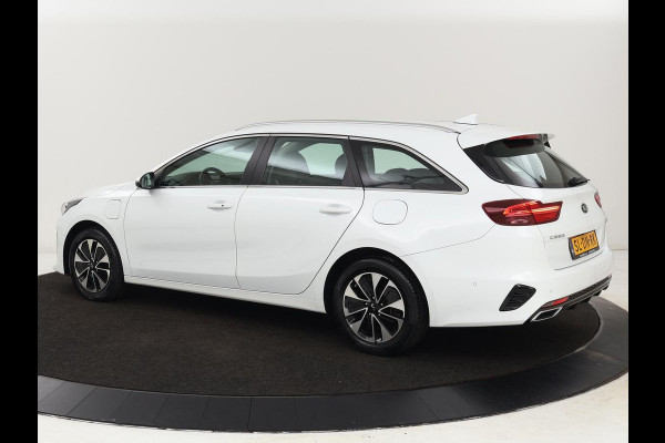 Kia Ceed 1.6 GDI PHEV DynamicPlusLine | Stoel & stuurverwarming | Adaptive cruise | Memory | Camera | Carplay | Full LED | Achterbankverwarming | Navigatie | Keyless