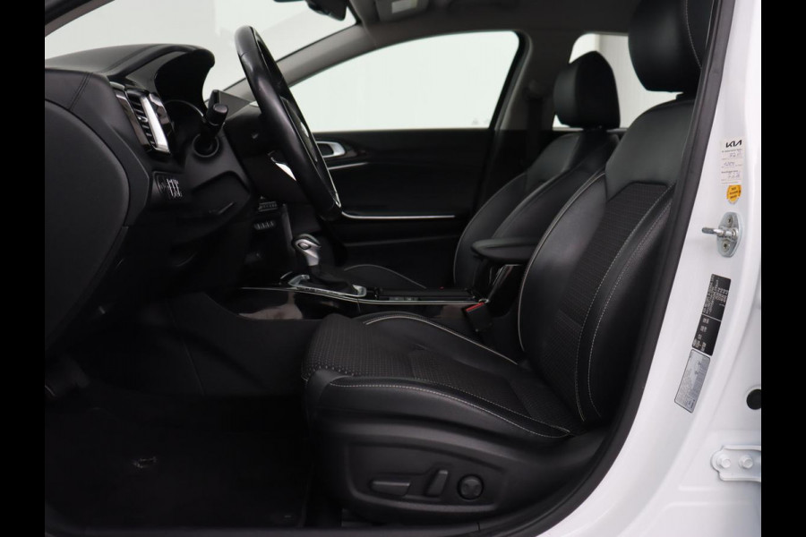 Kia Ceed 1.6 GDI PHEV DynamicPlusLine | Stoel & stuurverwarming | Adaptive cruise | Memory | Camera | Carplay | Full LED | Achterbankverwarming | Navigatie | Keyless