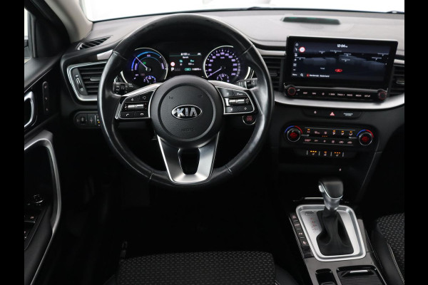 Kia Ceed 1.6 GDI PHEV DynamicPlusLine | Stoel & stuurverwarming | Adaptive cruise | Memory | Camera | Carplay | Full LED | Achterbankverwarming | Navigatie | Keyless